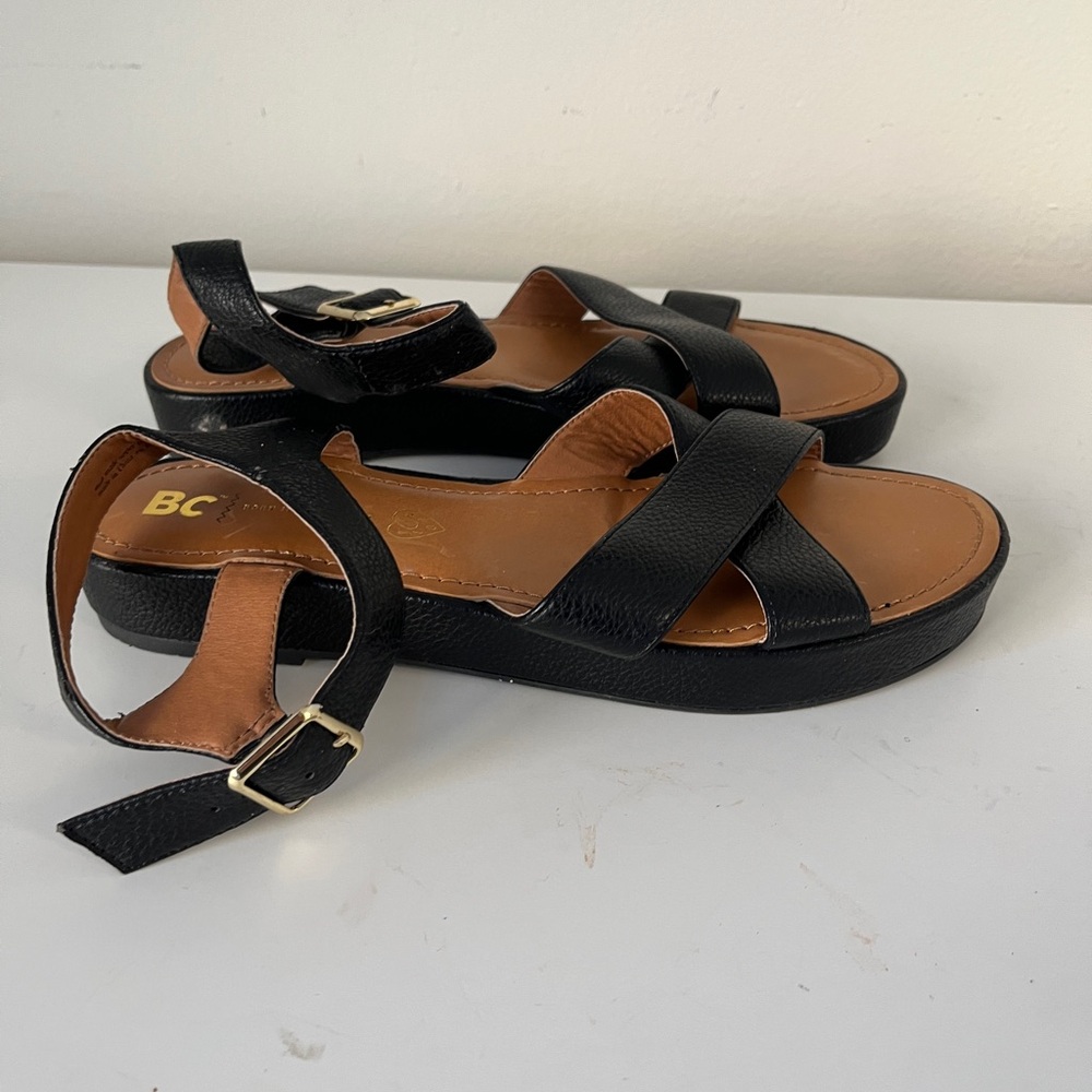 BC Footwear Black and Tan Women's Sandals